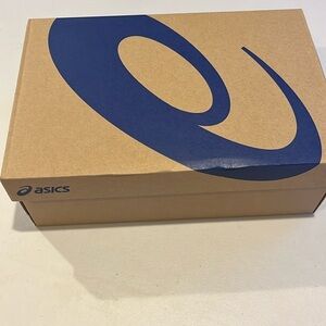 ASICS - empty shoe box - sneaker box